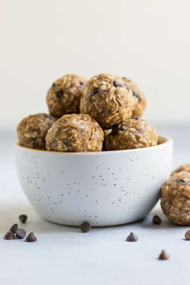 Bowl with no bake peanut butter banana oatmeal balls.