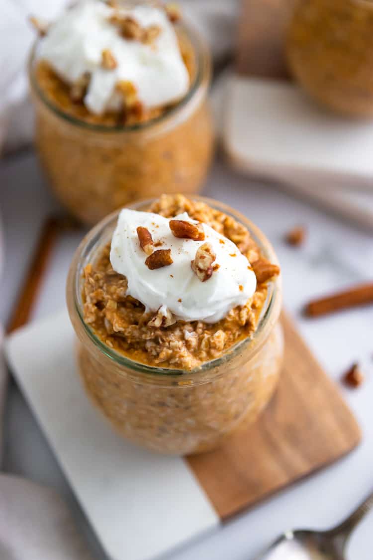 Pumpkin Pie Overnight Oats | Lemons + Zest