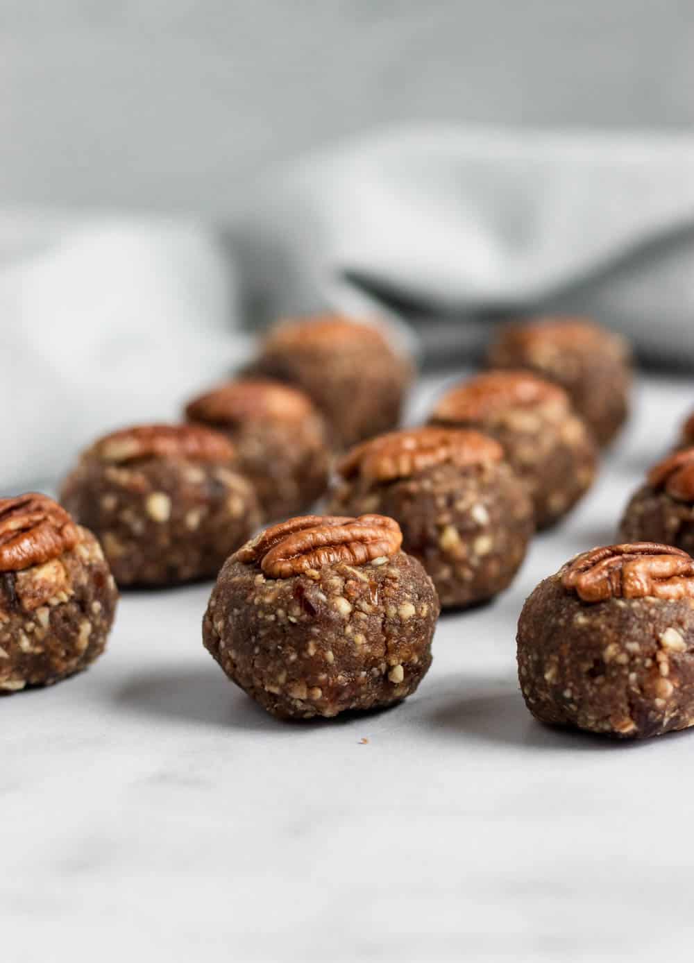 lined up pecan pie energy bites. 