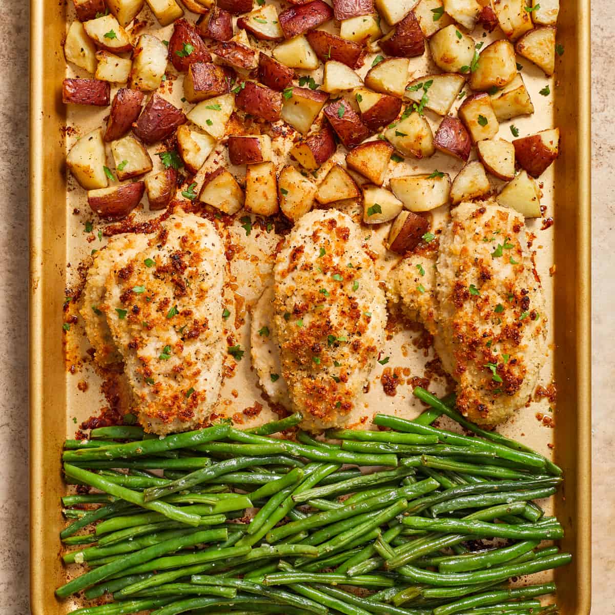 https://lemonsandzest.com/wp-content/uploads/2020/01/Parmesan-Sheet-Pan-Chicken-3.14.jpg?utm_source=chatgpt.com