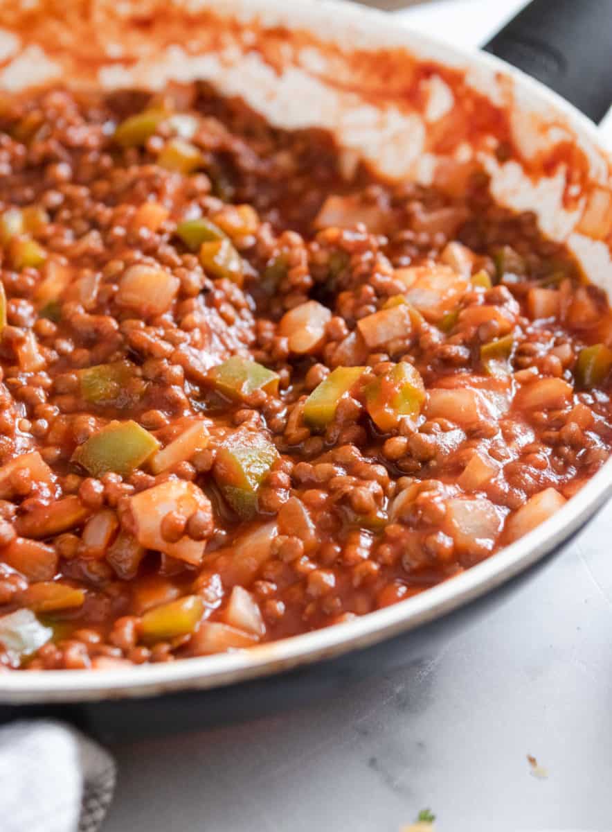 LEntil sloppy joes in skillet.