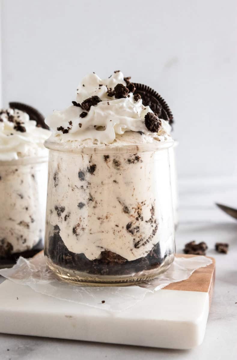 Mini Coffee Cheesecake with Oreo Cookie Crust