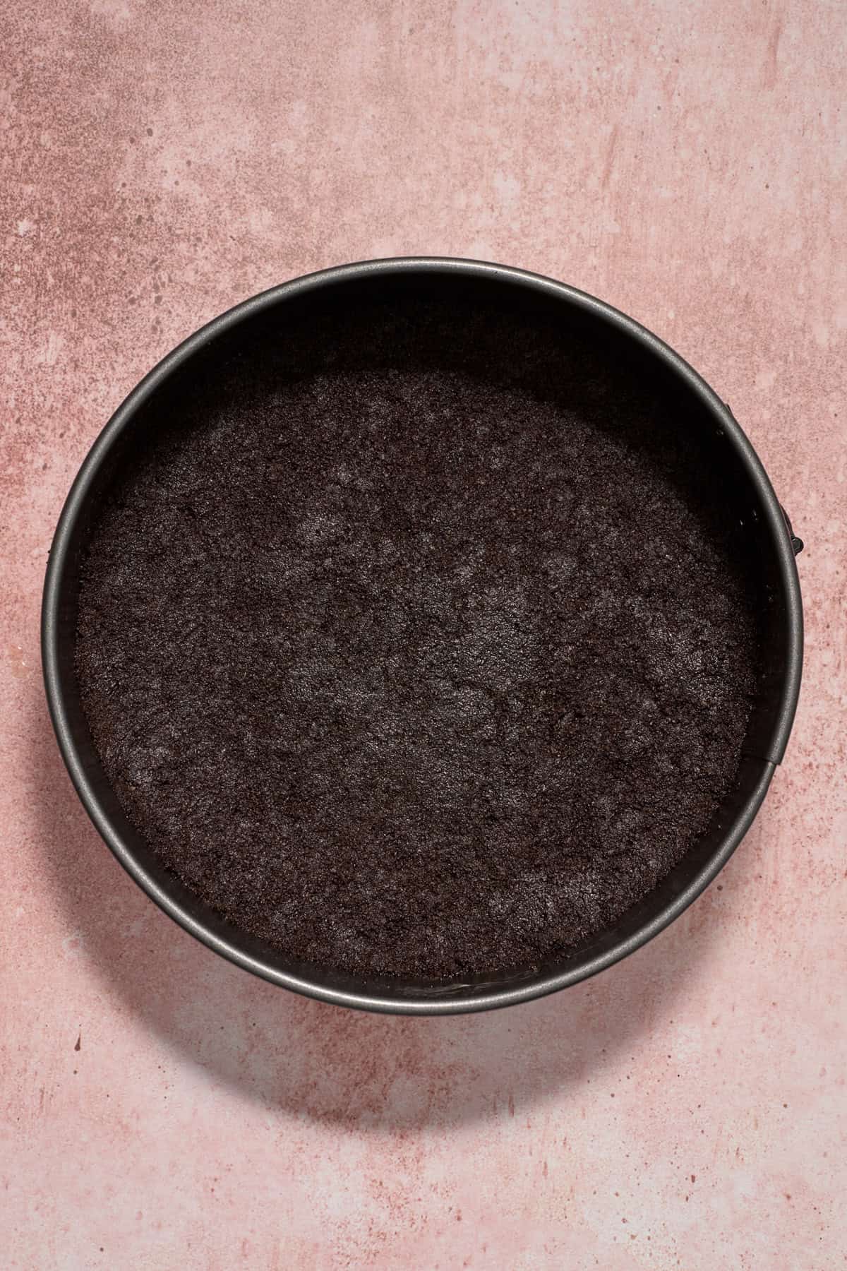 Sprinform pie pan with Oreo crust.