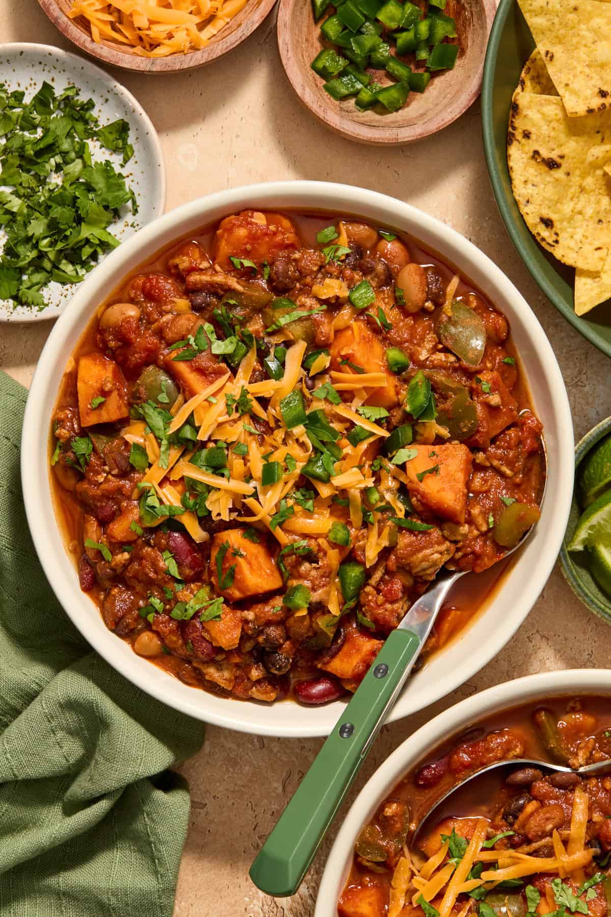 Bowl of turkey chili with beans, peppers, etc.